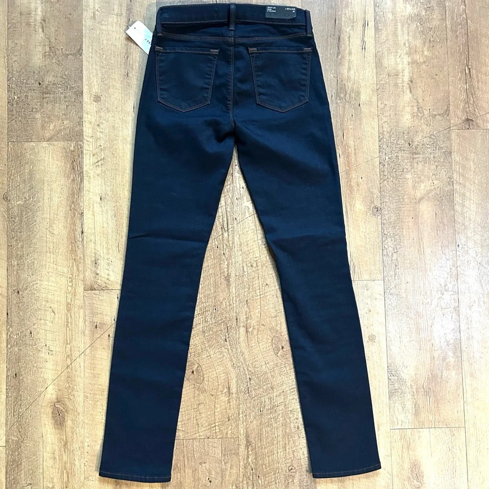 J Brand Skinny Leg Stretch Jeans Mid Rise Dark Wash NWT Size 26 Designer Denim - Picture 2 of 15